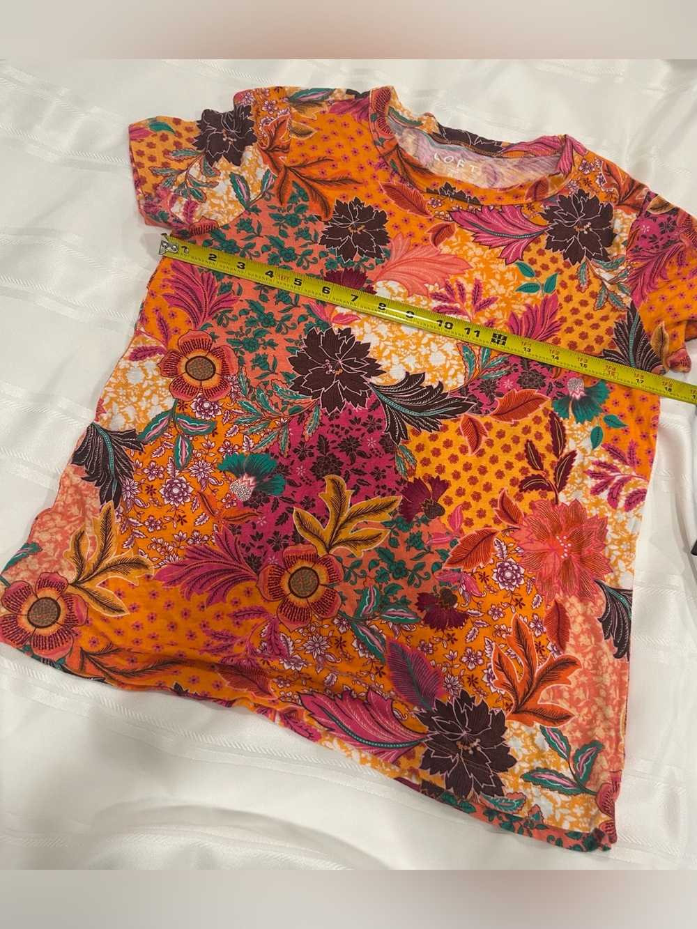 LOFT Floral Patchwork Tee Medium 100% Cotton Boho Cottagecore Top - Picture 2 of 5